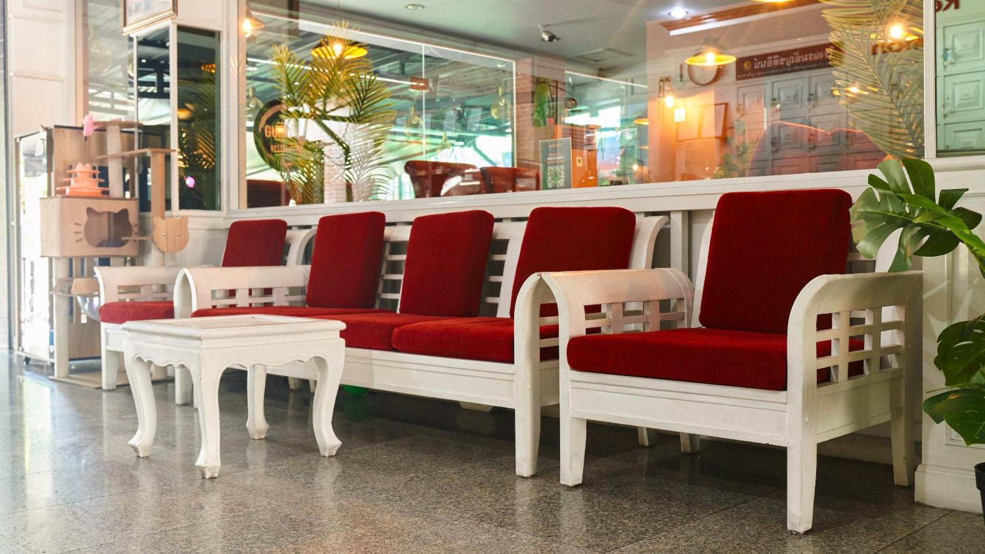 Lime Hotel Patong Экстерьер фото